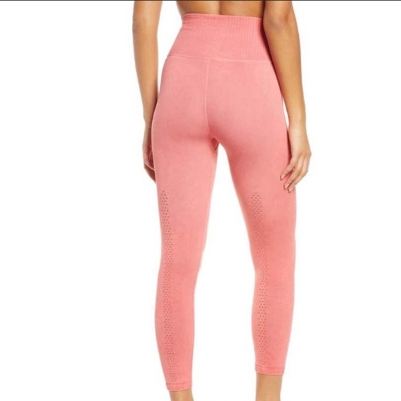 W/tag FP Movement good karma set - Picture 3 of 7